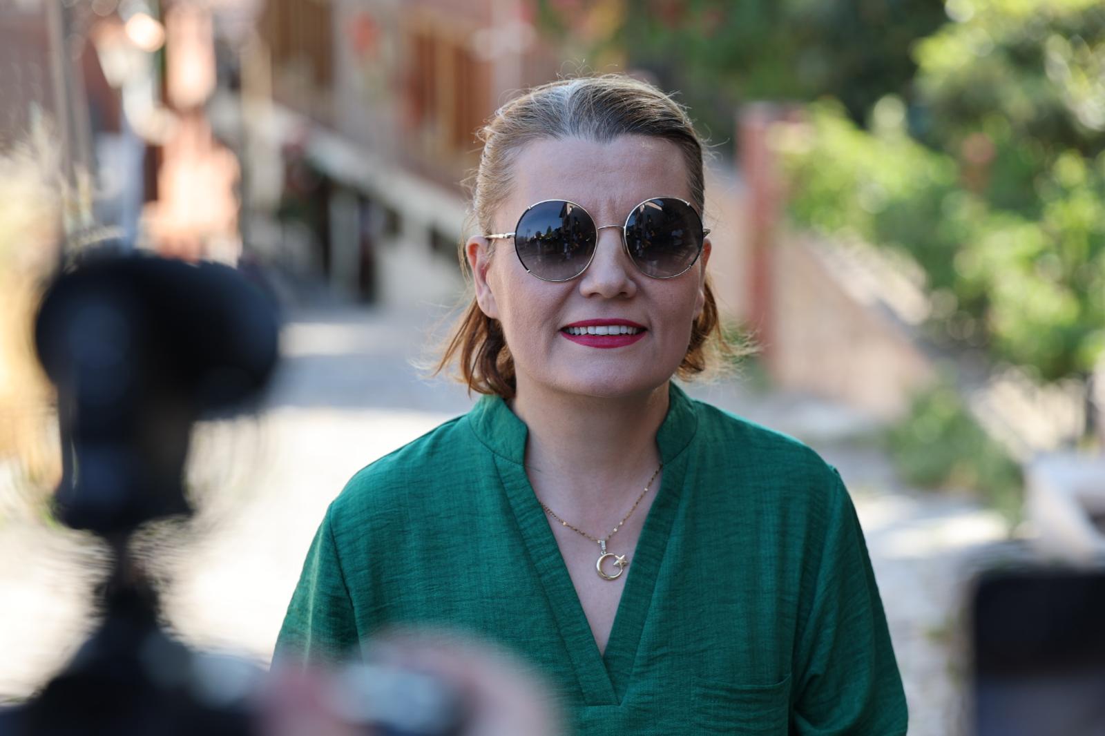 Kapanca Sokak'ta büyük festival heyecani basliyor (3) Kapanca Sokak'ta büyük festival heyecani basliyor (3)