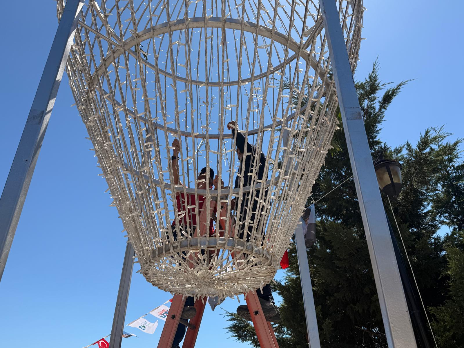 Kapanca sokaklari festivale hazirlaniyor (5) Kapanca sokaklari festivale hazirlaniyor (5)