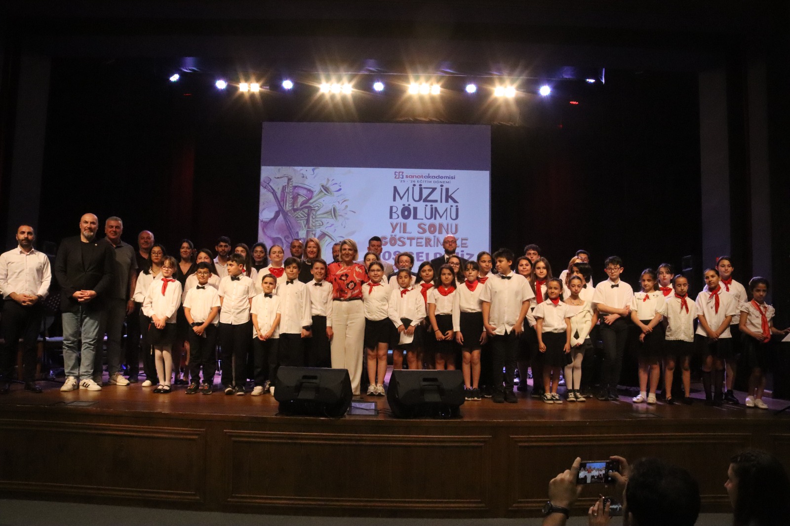 Sanat Akademisi Müzik Bölümü’nden muhteşem yıl sonu konseri (14)