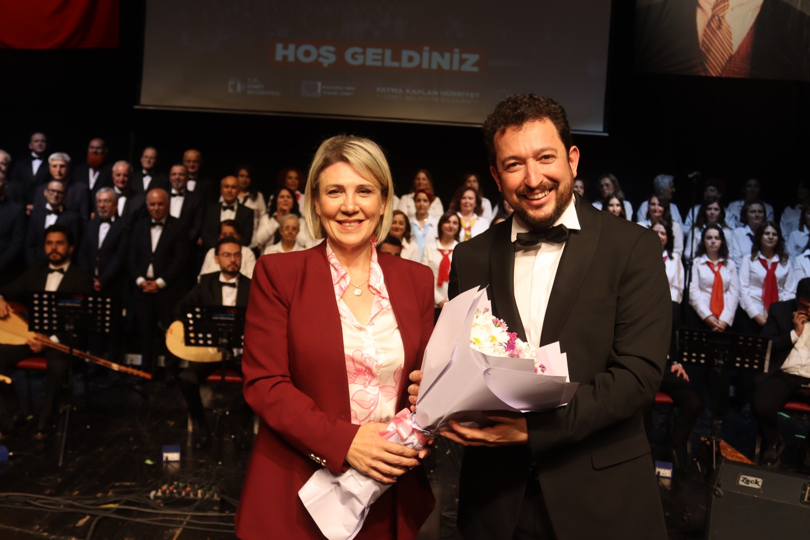 Türk halk müzigi ezgileri Izmit'te yankilandi (2)