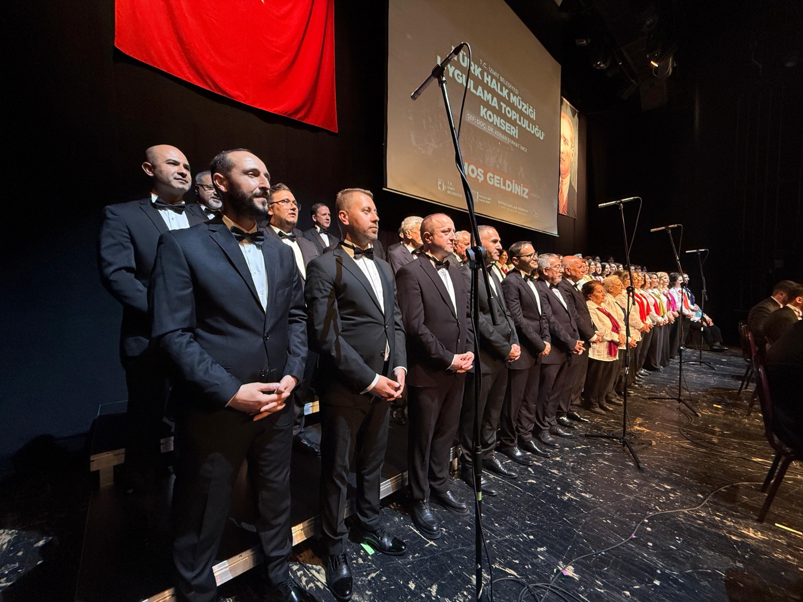 Türk halk müzigi ezgileri Izmit'te yankilandi (20)