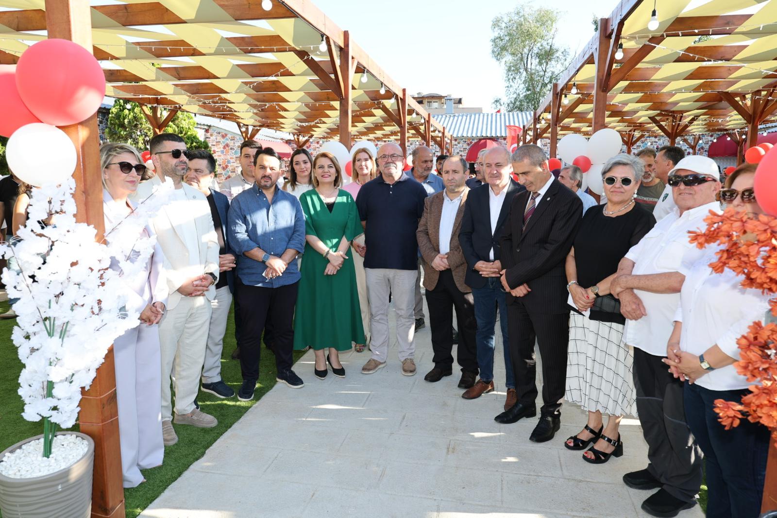 IZMIT BELEDIYESINDEN HIZMET ATAGI YAHYA KAPTAN KÜTÜPHANESI AÇILDI (3)