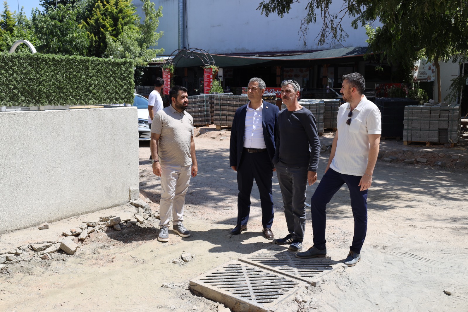 Izmit Belediyesinden Mehmet Ali Pasada yogun parke mesaisi (5)