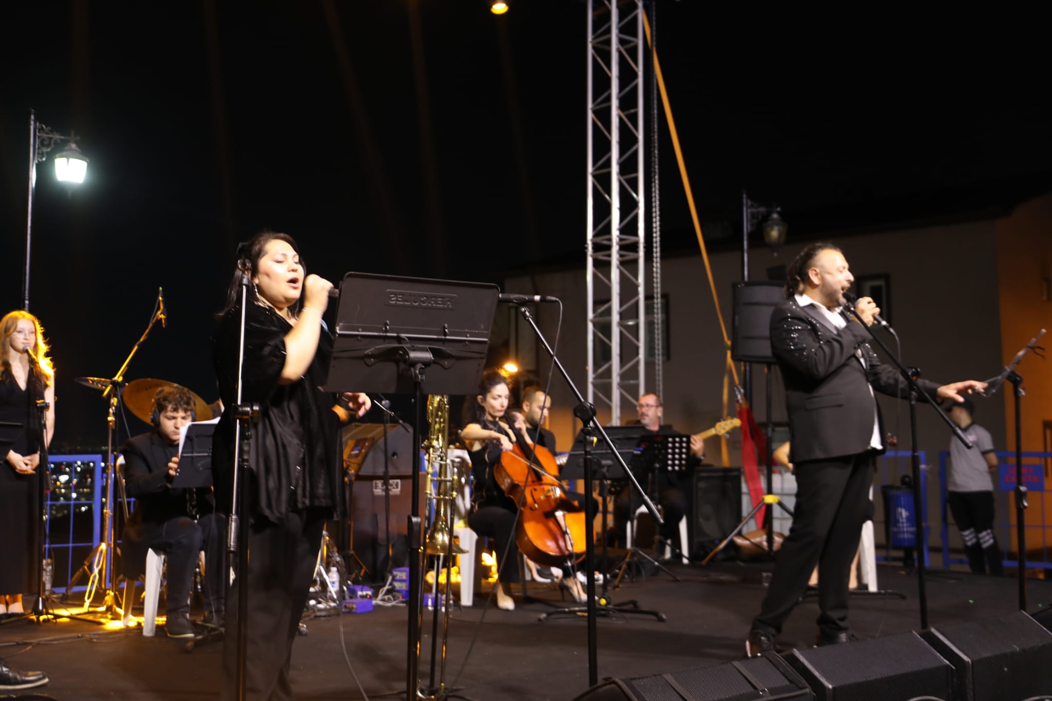 Kapanca Sokak Festivali’nde müzik coşkusu zirveye ulaştı 6 Kapanca Sokak Festivali’nde müzik coşkusu zirveye ulaştı 6