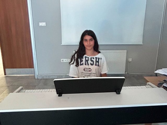 İZMİT BELEDİYESİ SANAT AKADEMİSİ ÖĞRENCİLERİNDEN ÇİFTE BAŞARI