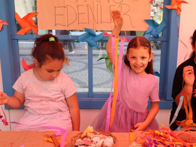 İZMİT BELEDİYESİ ÇOCUK ATÖLYELERİ AĞUSTOS AYINDA DA DEVAM EDİYOR